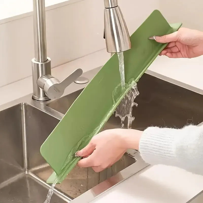 Kitchen Sink Water Blocking Barrier